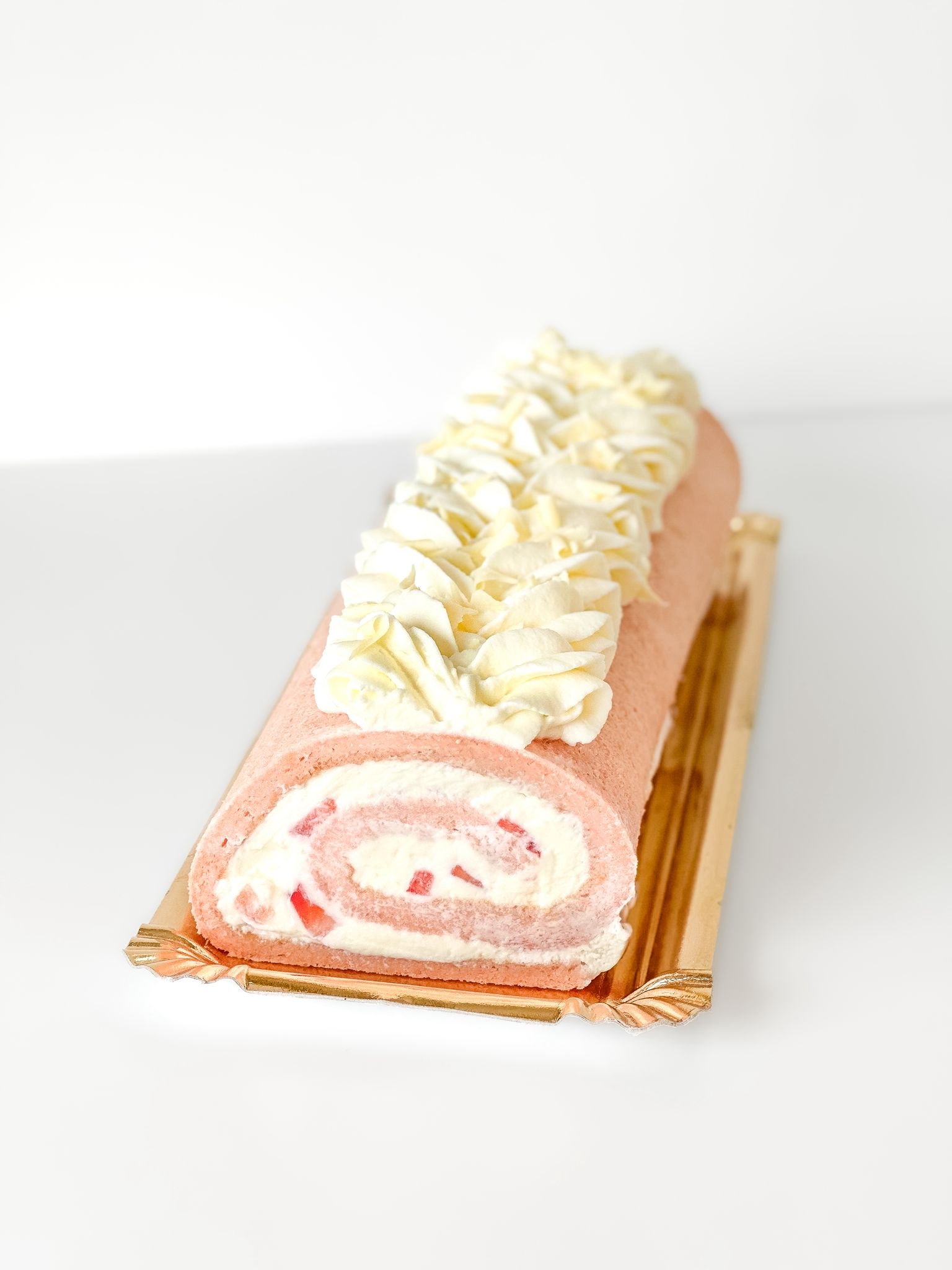 Rollo de Nata y Fresas