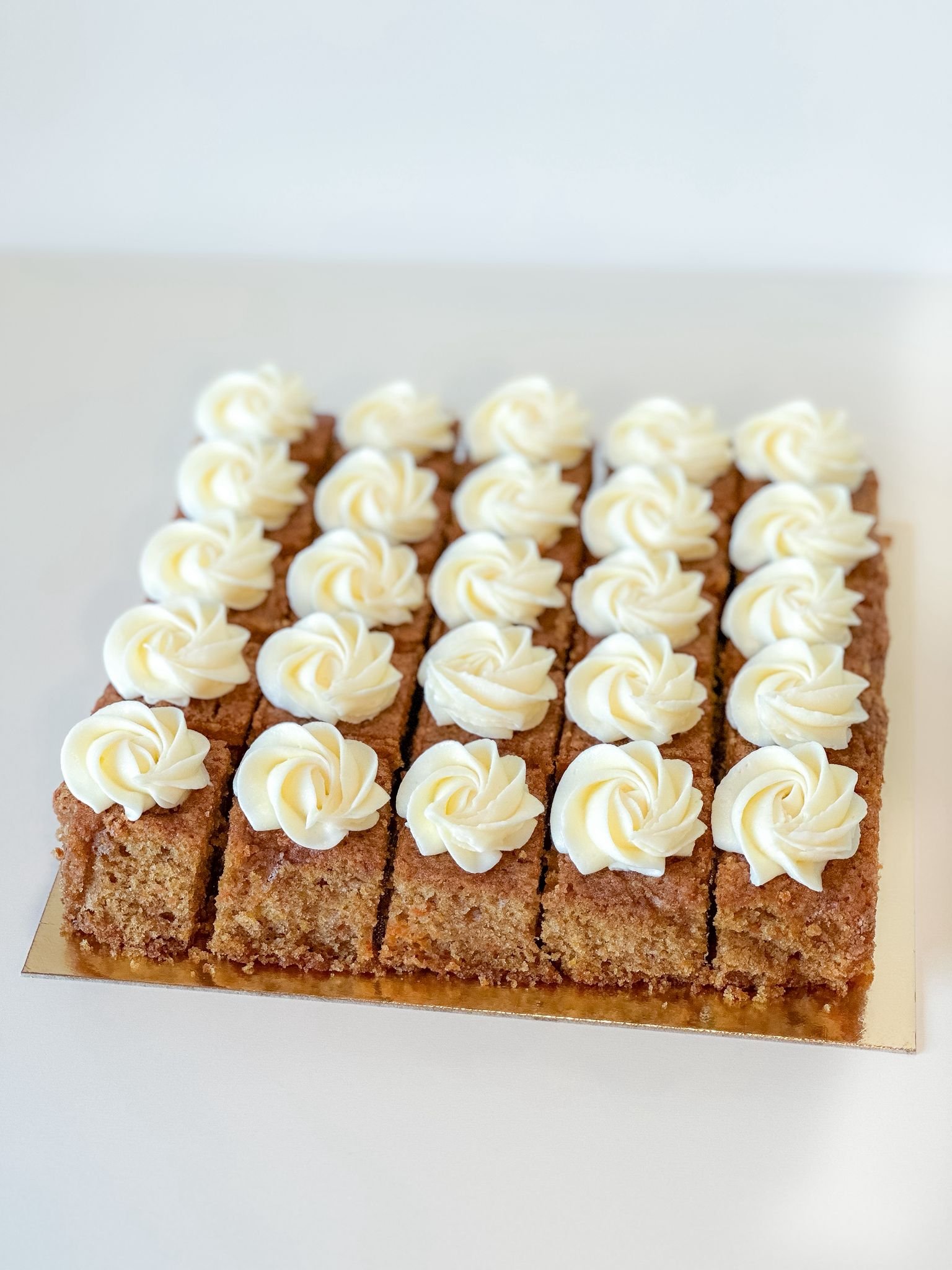 Caja Mini Carrot Cake